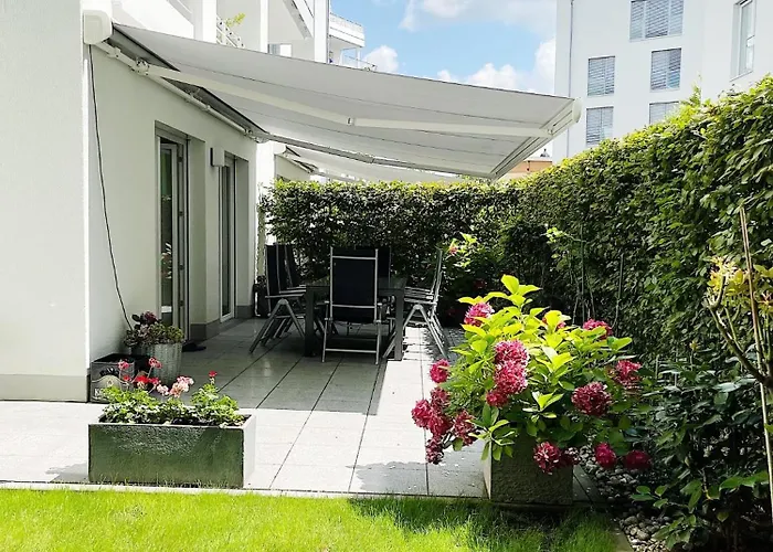 Apartman Luxury Mit Grossem Bett Und Schlafsofa Luxurioes Ausgestattet Mit Schoene Terrasse Und Garten! *